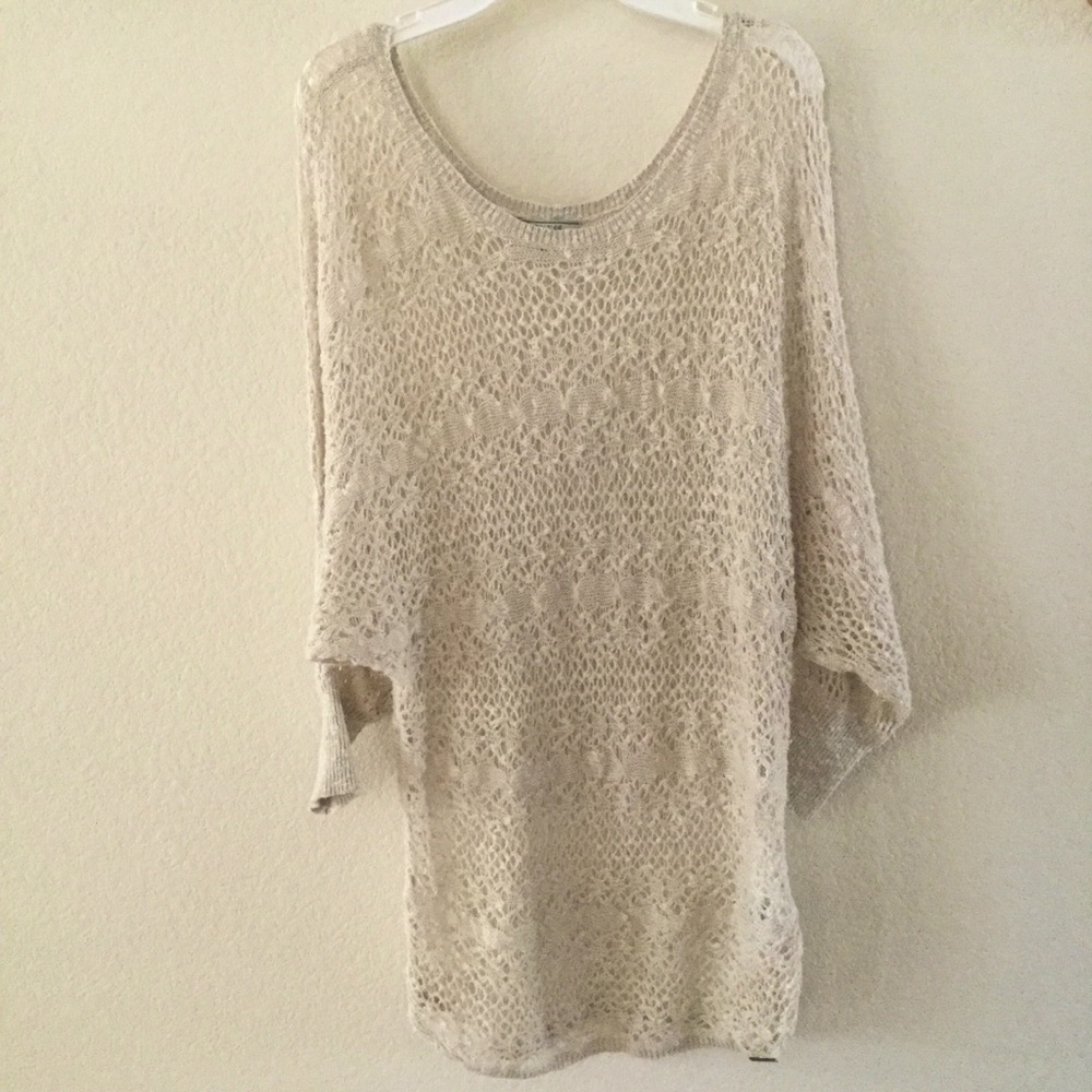 Guess loose + flowy open knit cream sweater (M)